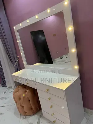 Unique Dressing Set