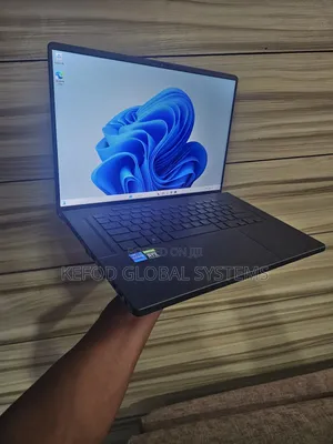 Laptop Asus ROG Zephyrus G16 24GB Intel Core I7 SSD 1T