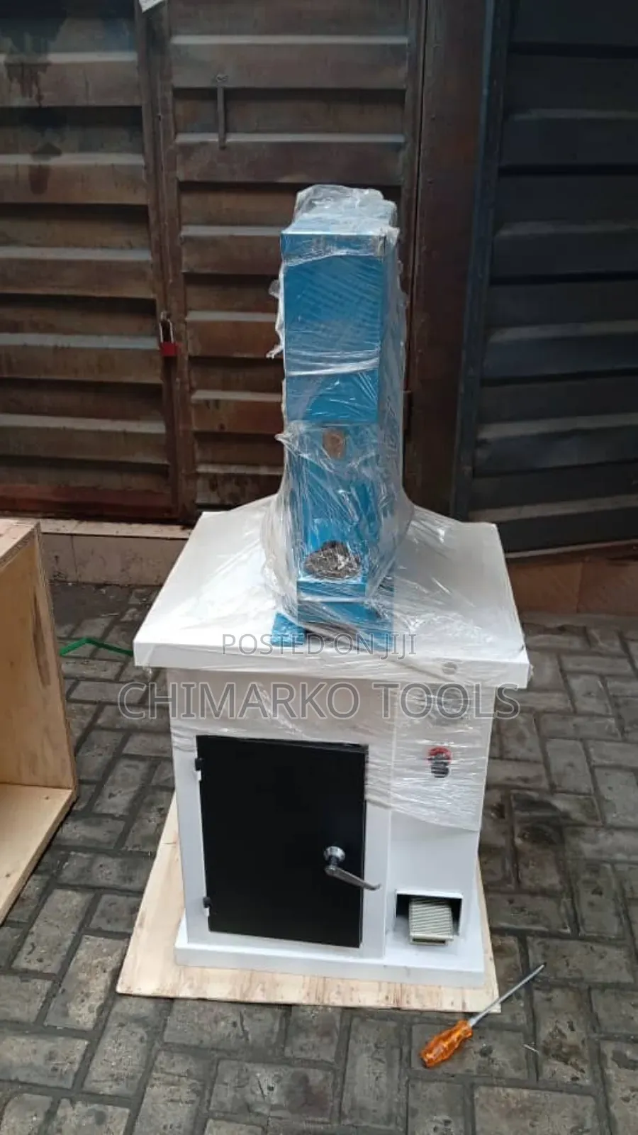 Pneumatic Riveting Machine Heavy Duty