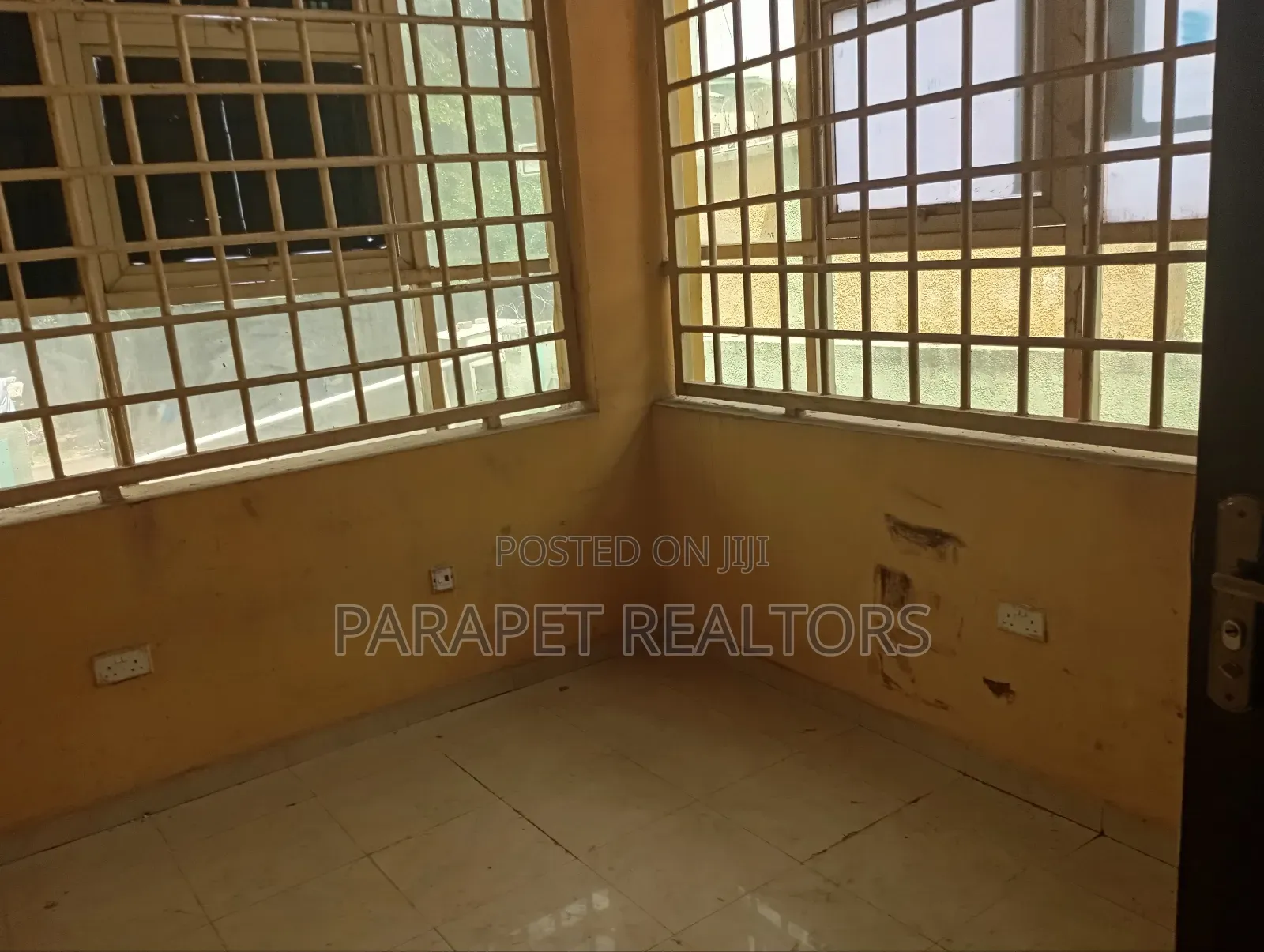 Ground Floor Shop/Office Space in Wuse 2
