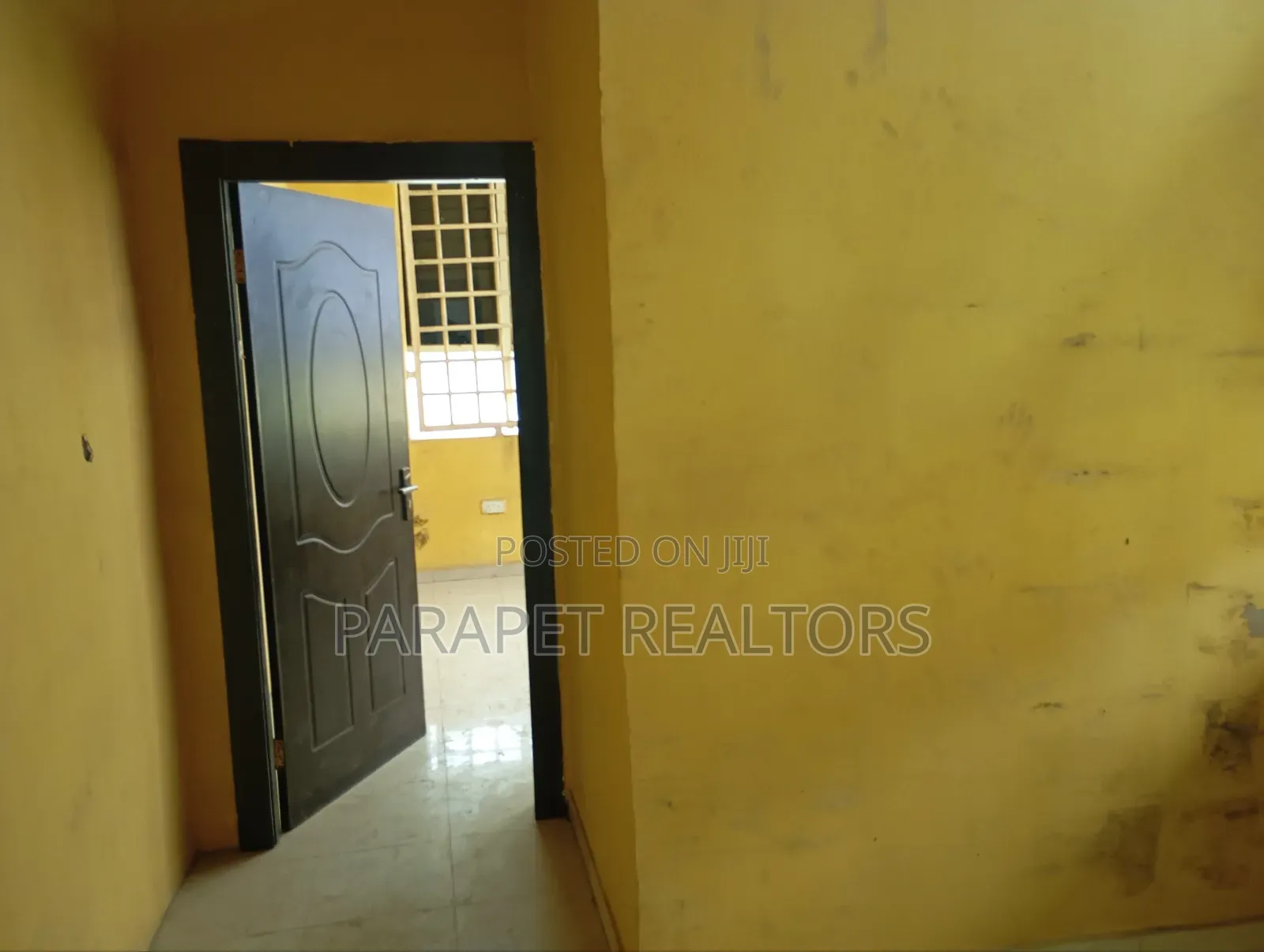 Ground Floor Shop/Office Space in Wuse 2