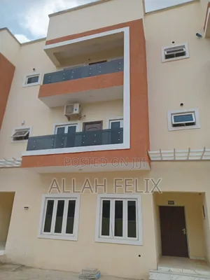 4bdrm Duplex in Durumi for sale