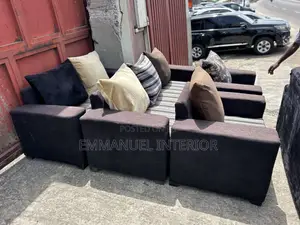 A Strong and Durable Living Room Sofa, 7 Seater