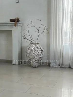 Ampora Pot (Textured Rustic)