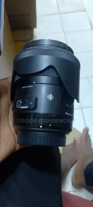 Photo - Sigma Canon 35mm F1.4 Art Lens