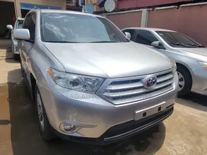 Toyota Highlander Limited 2012 Silver