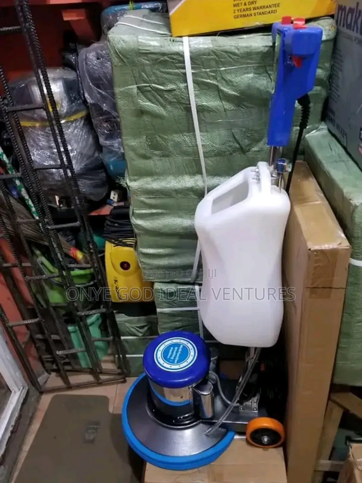 Floor Scrubber Machine