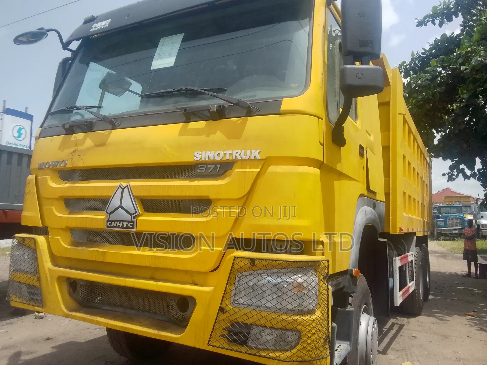 Truck Howo Tipper