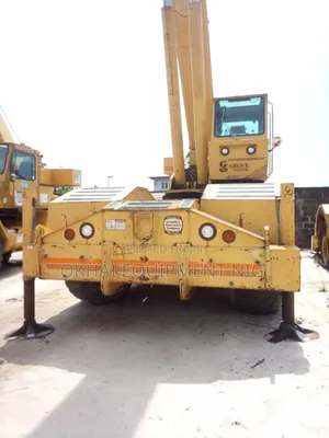Photo - Grove 4x4 Crane 45tons