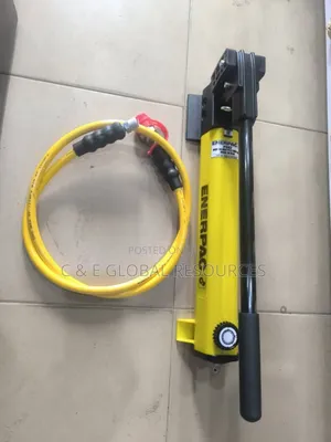 Enerpac Hydraulic Hand Pump (P392)