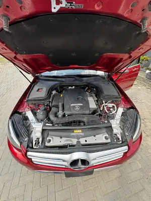Mercedes-Benz GLC-Class 2019 Red