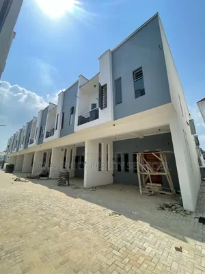 4bdrm Duplex in Ikota for rent
