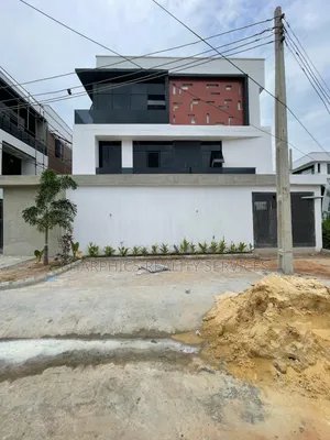 4bdrm Duplex in Lekki Phase 1 for sale