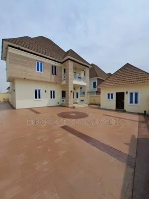 5bdrm Duplex in Lokogoma for sale