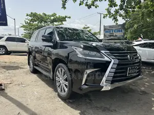 Lexus LX 2017 Black