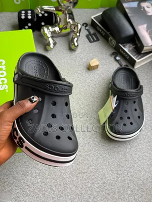 Full Road Crocs
