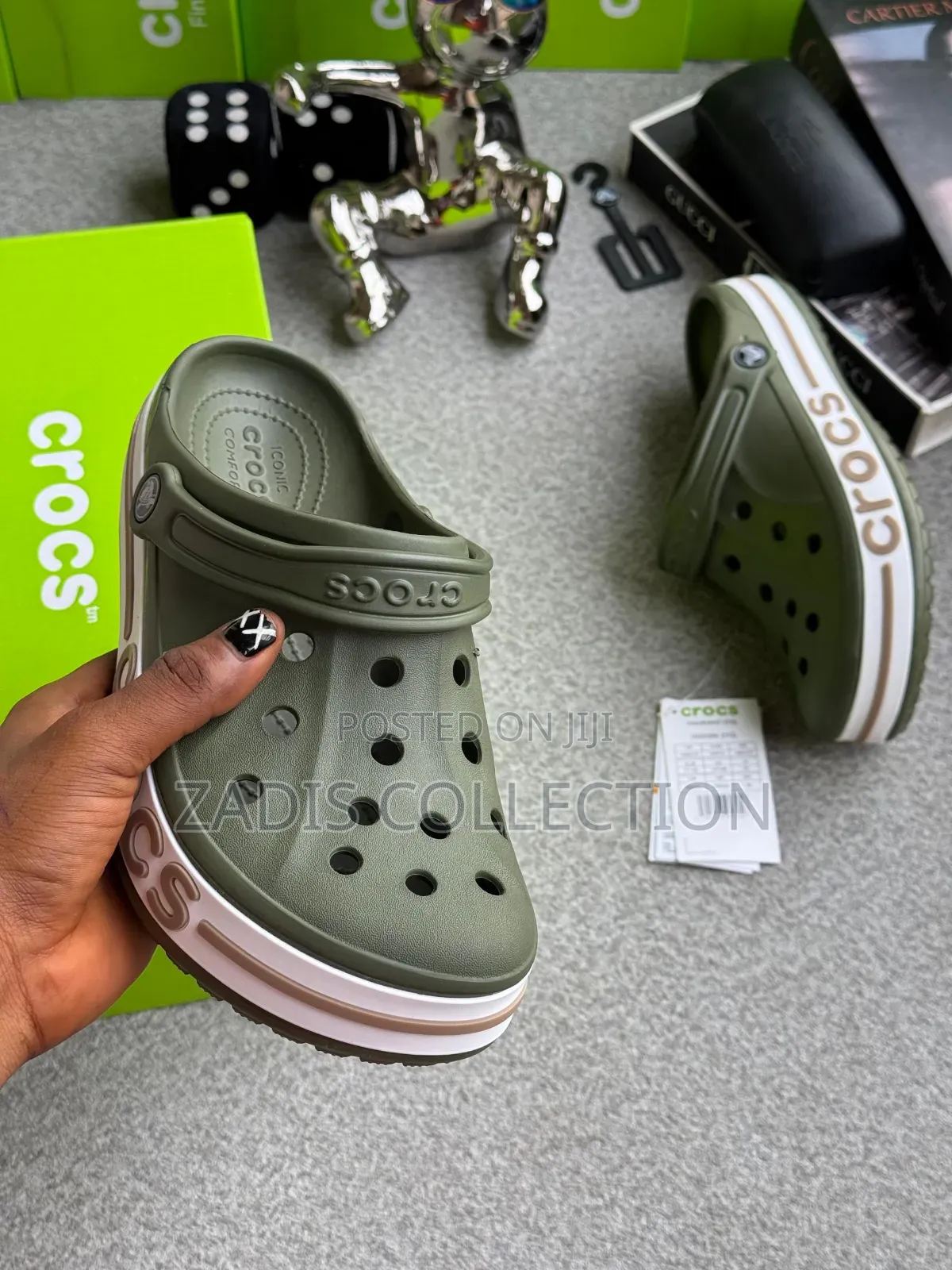 Full Road Crocs
