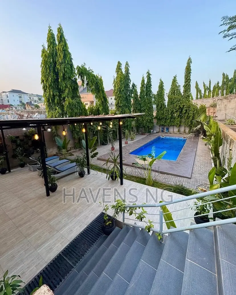 Luxury 4-Bedroom Duplex With Modern Facilities
