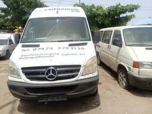 Mercedes-Benz Sprinter 1998 White