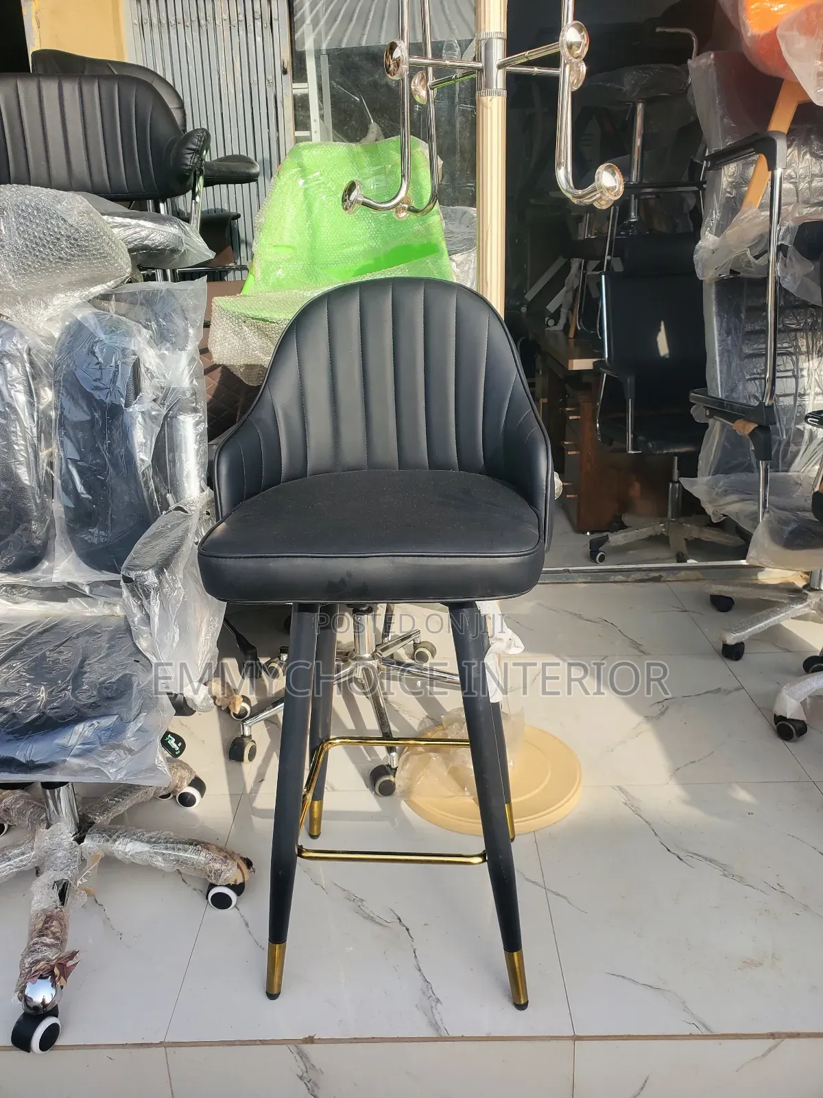 Italian Standard High Stool