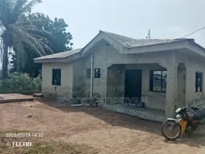 2bdrm Block of Flats in Reri Junior Primary, Ikorodu for sale