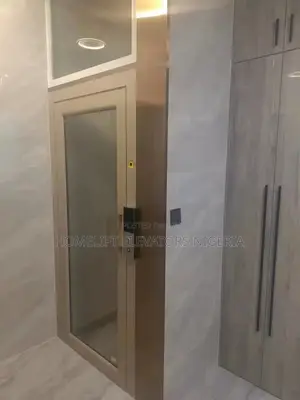 Customized Modern Hydraulic 2-5 Floor Elevator