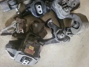 Engine Seat