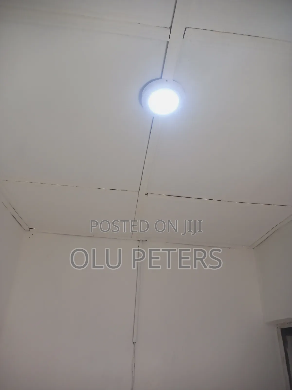 Studio Apartment in Oshinfolarin Yaba for sale