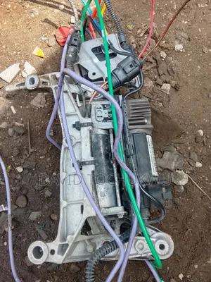 Photo - Balloon Pump for Porsche Cayenne