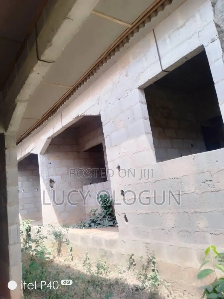 Mini Flat in Waec Estate, Ibeshe / Ikorodu for sale