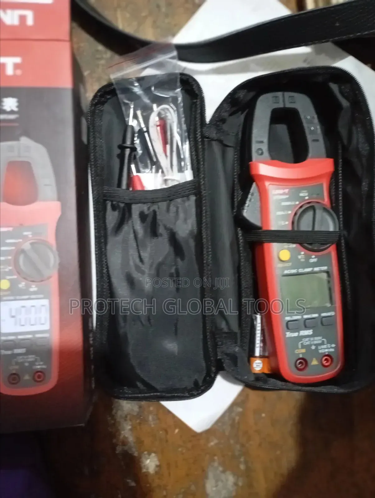 Uni_t Clamp Meter Ut204+