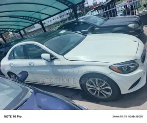 Mercedes-Benz C300 Luxury 4Matic Sedan AWD (2.0L 4cyl 7A) 2016 White