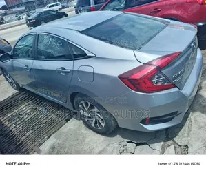 Honda Civic 2017 Silver