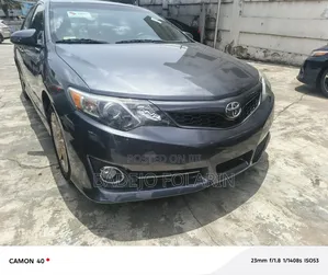 Toyota Camry SE 4dr Sedan (2.5L 4cyl 6A) 2013 Gray