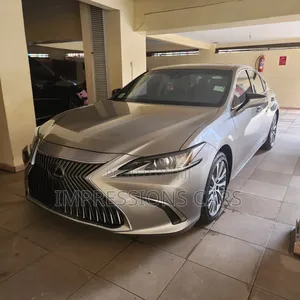 Lexus ES 2019 Gold