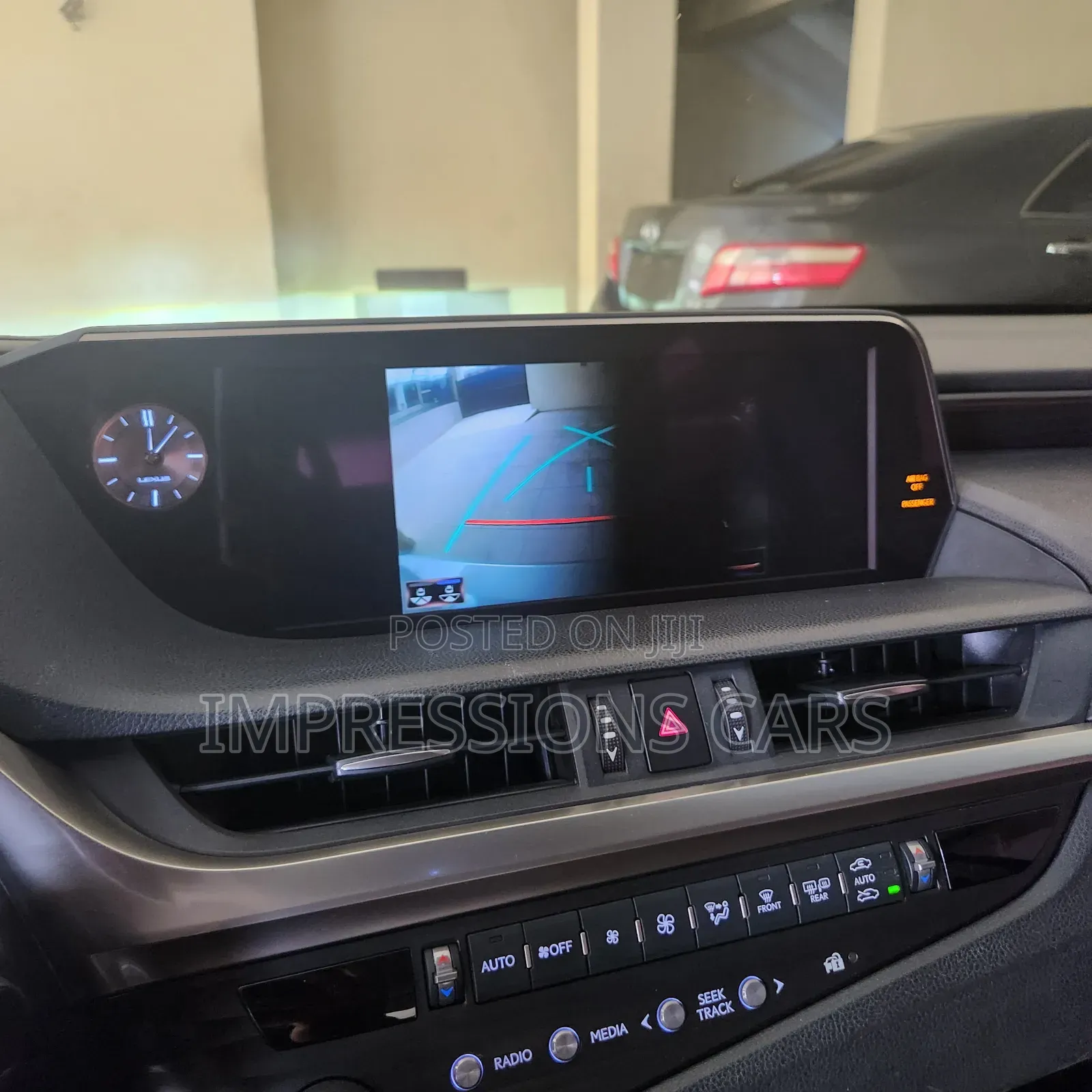 Lexus ES 2019 Gold