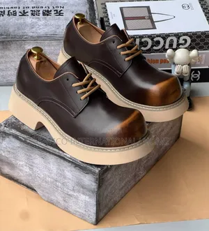 Black Top Quality Shoes