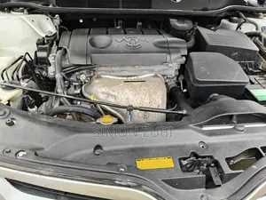 Toyota Venza LE 4dr Wagon (2.7L 4cyl 6A) 2015 White
