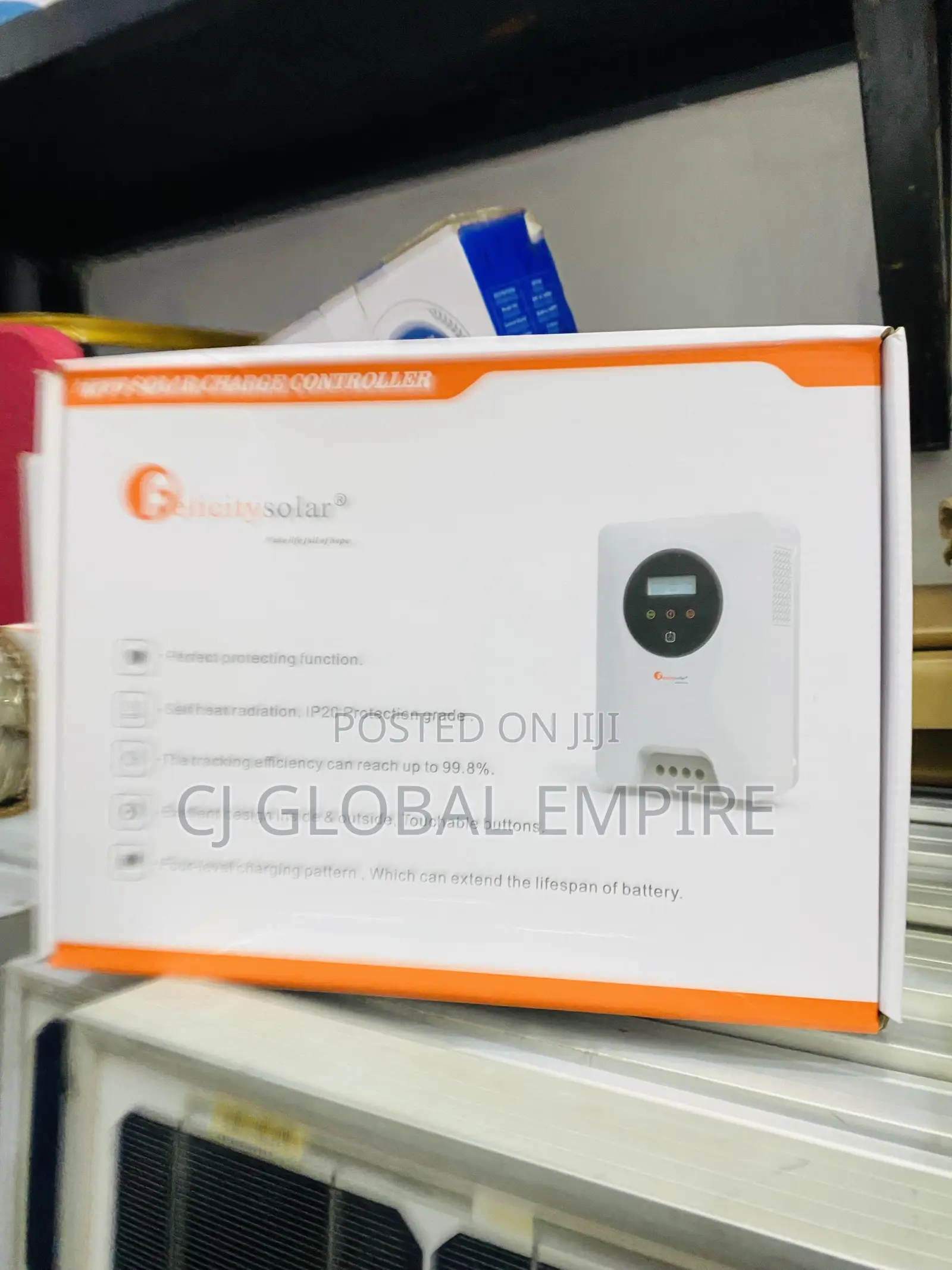 Felicity Charge Controller 80amps