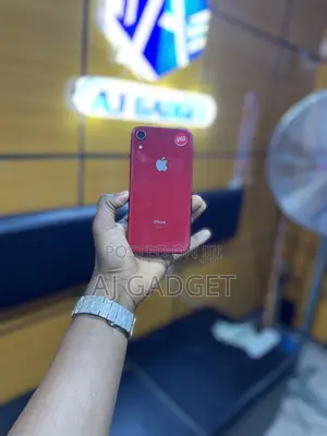 Apple iPhone XR 64 GB Red