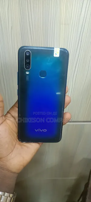 Vivo Y17 256 GB Blue