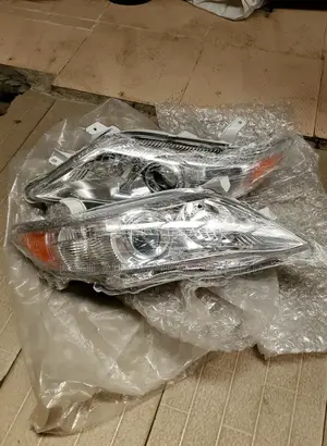 Brand New Headlights 2.7 Camry 2010-2011