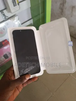 Apple Screen