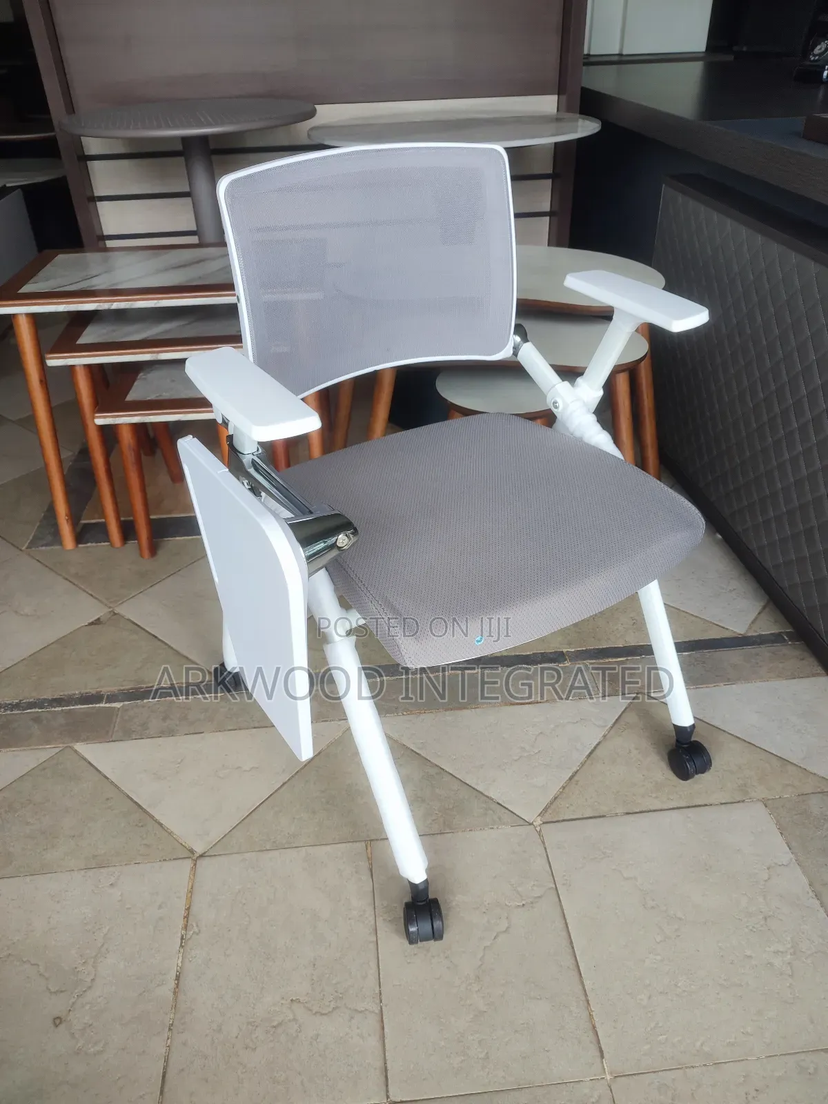 Foldable Professional Training Chair