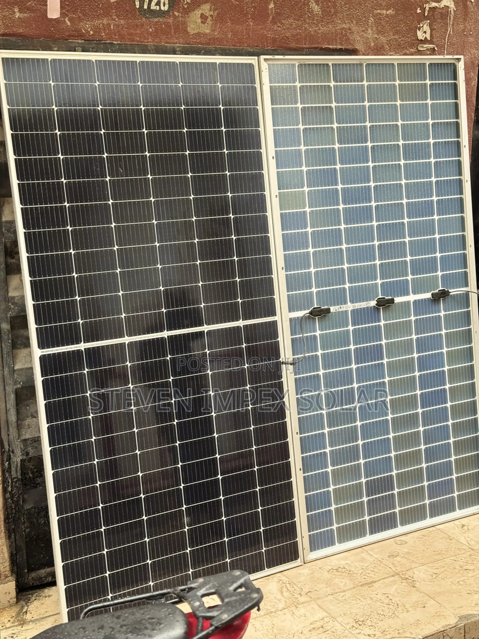 Jinko Solar Panel Half Cut Mono 550watts 144cells