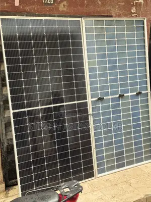 Jinko Solar Panel Half Cut Mono 550watts 144cells