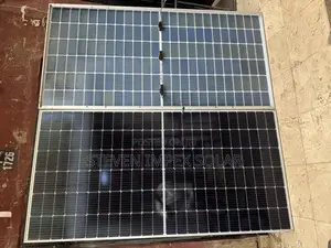 Jinko Solar Panel Half Cut Mono 550watts 144cells