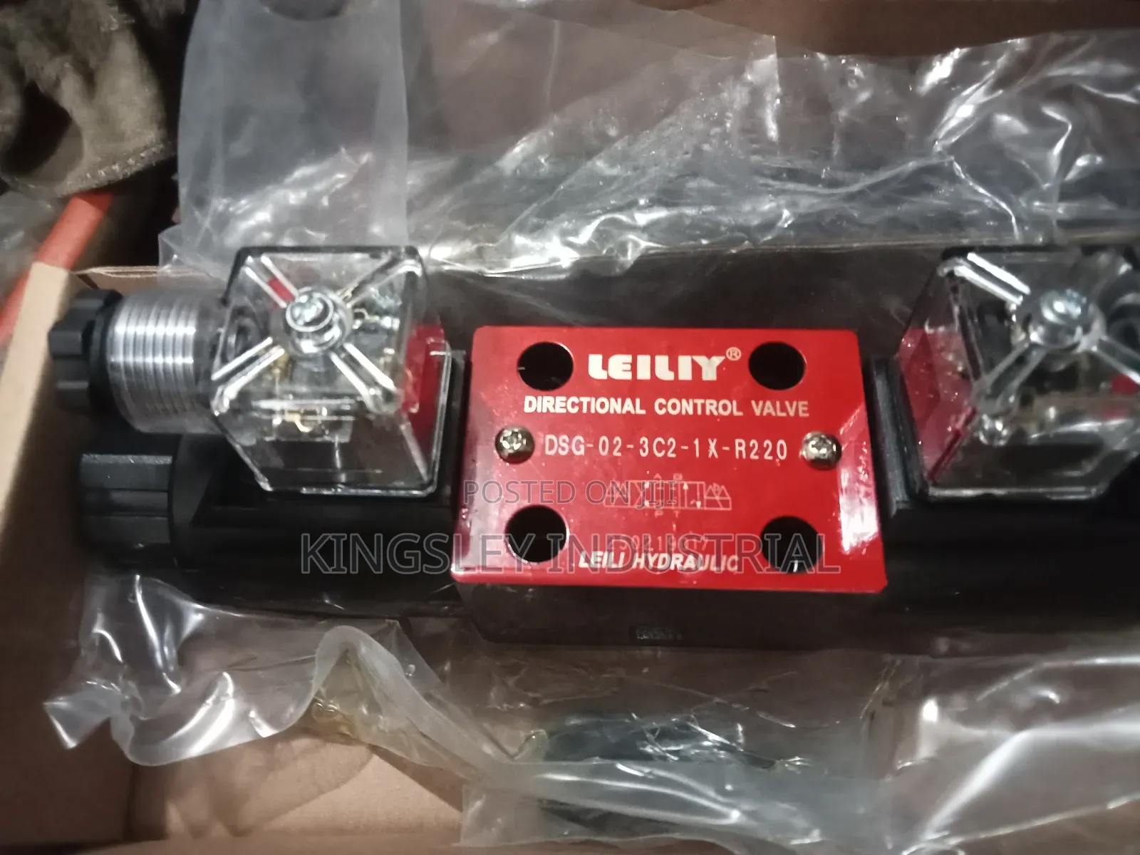 Directional Control Valve, Model DSG-02-3c6-1x-R220,