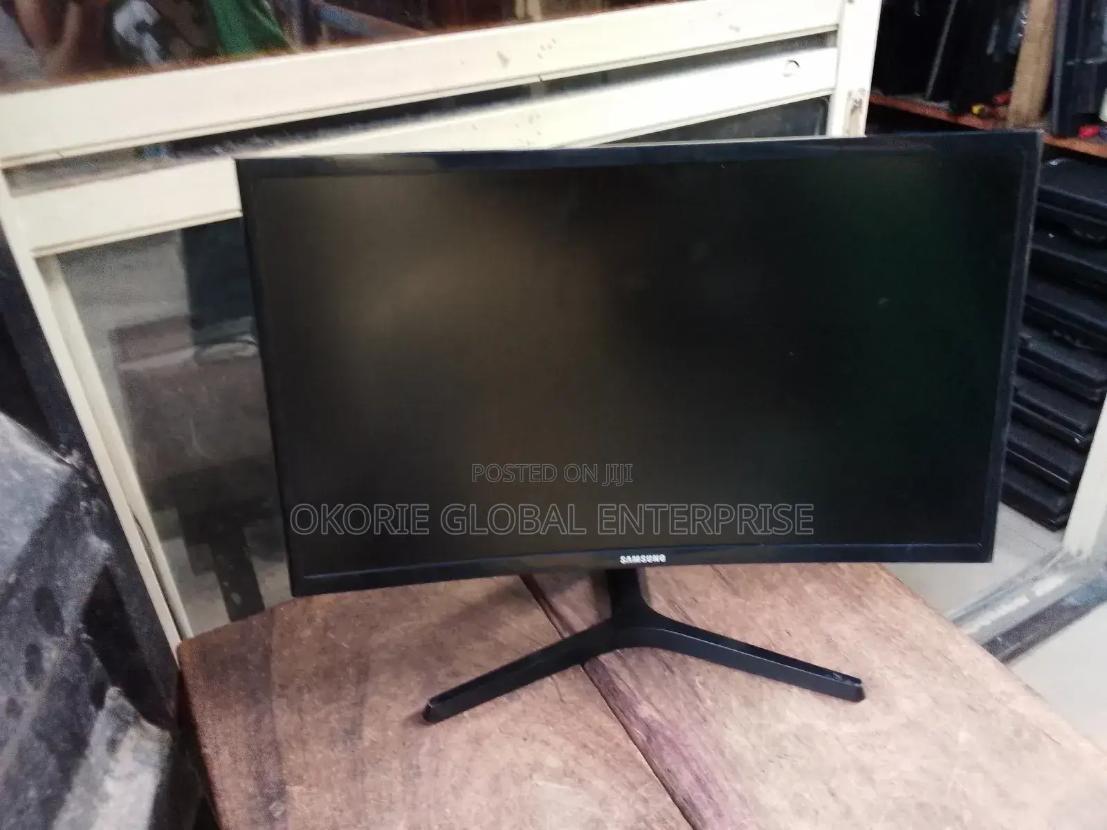 Samsung Curved Monitor