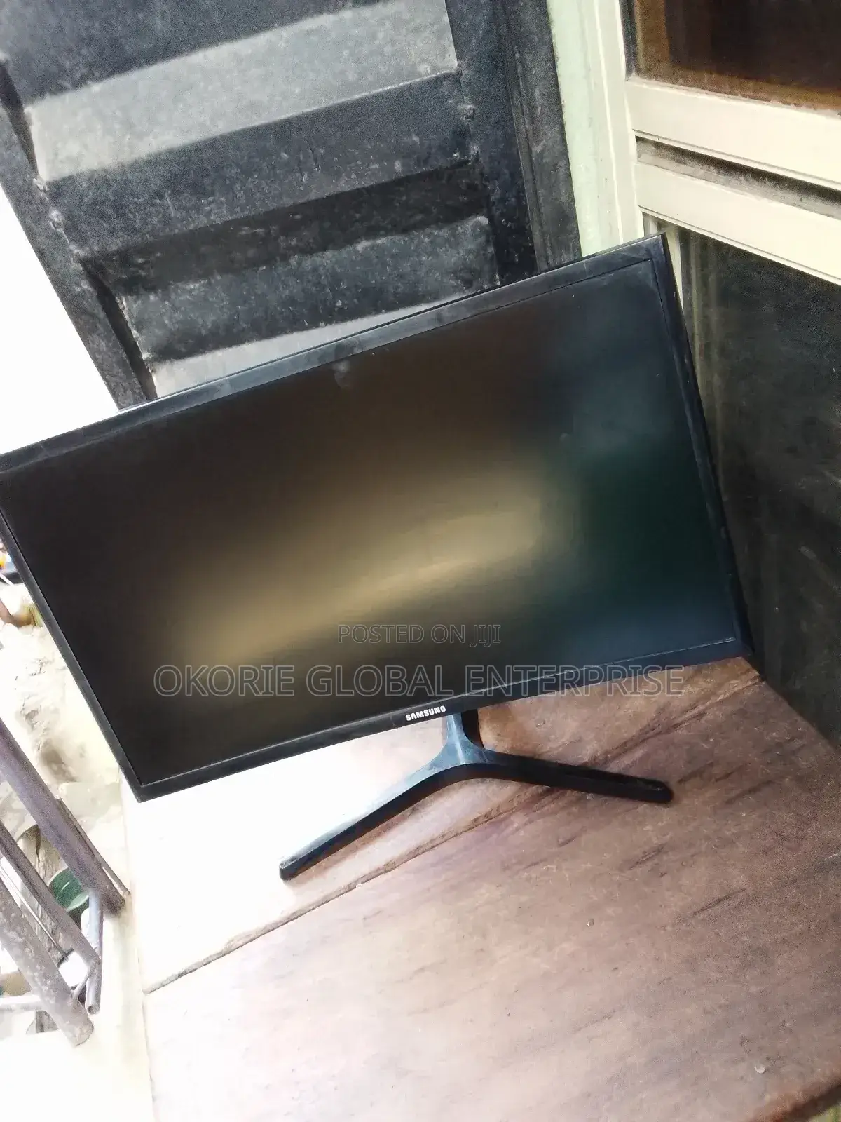 Samsung Curved Monitor
